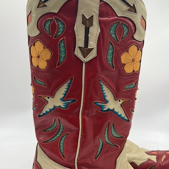 Corral Red and Cream Heeled Boots - Picture 4 of 10